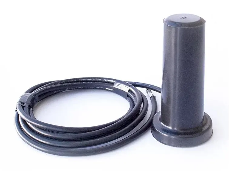 ЛИДЕР-М 700-2700 МГц антенна широкополосная (3,5-6,5 dB,  рабочий диапазон 700-2700 МГц., кабель RG-58 RadioLab 2 м)