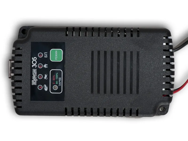 Кулон 305 Автоматическое зарядное устройство 4 режима, 1,5/5А, 13,6/14,8V